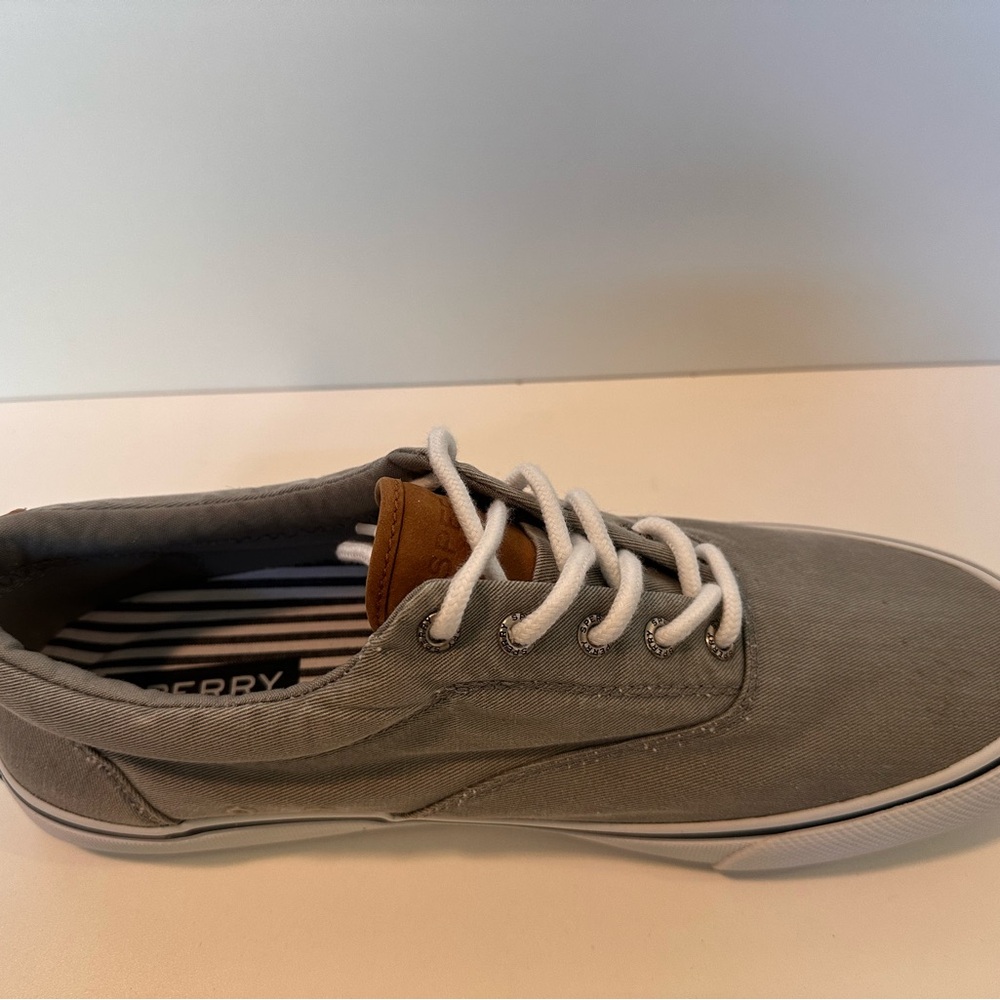 Sperry Men's Light Gray Canvas Sneakers